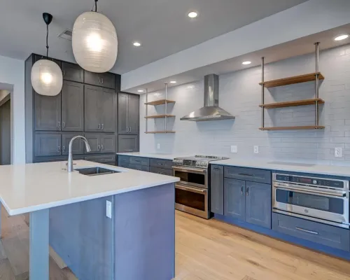 Crewpros kitchen remodel with modern style.